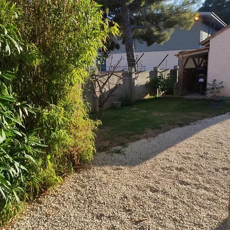 Joli Au Calme Appartement *